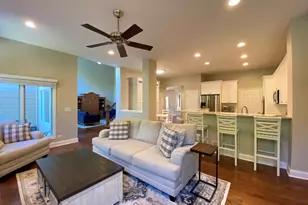 2428 Ridgewood Ct, Aurora, IL 60502 - Photo 8