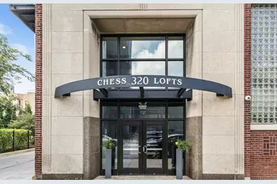 320 E 21st Street #410, Chicago, IL 60616 - Photo 2