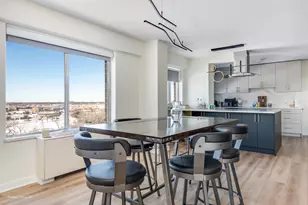 [Address not provided], Chicago, IL 60645 - Photo 10