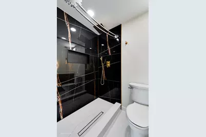 [Address not provided], Chicago, IL 60645 - Photo 22