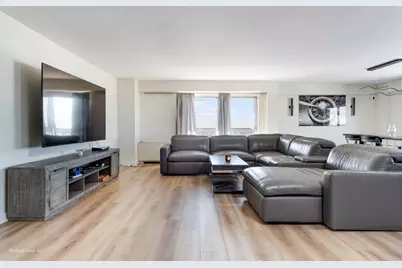 [Address not provided], Chicago, IL 60645 - Photo 4