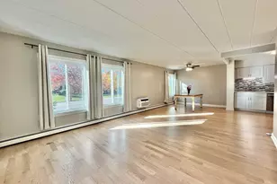 1104 N Mill St, Naperville, IL 60563 - Photo 10