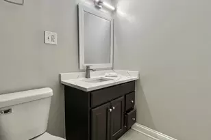 1104 N Mill St, Naperville, IL 60563 - Photo 14