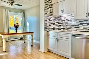 1104 N Mill St, Naperville, IL 60563 - Photo 4