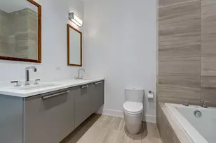 668 N Kingsbury St, Chicago, IL 60654 - Photo 20