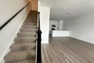 2274 Barbera Dr, Oswego, IL 60543 - Photo 2