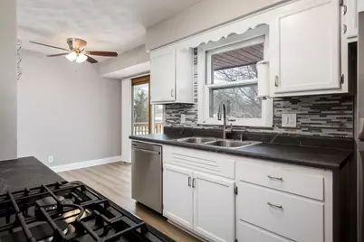 3332 Seward Avenue, Rockford, IL 61108 - Photo 12