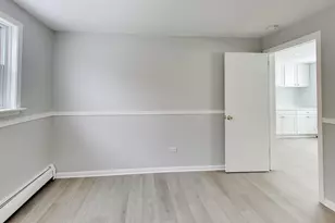 5822 W 79th St, Burbank, IL 60459 - Photo 12