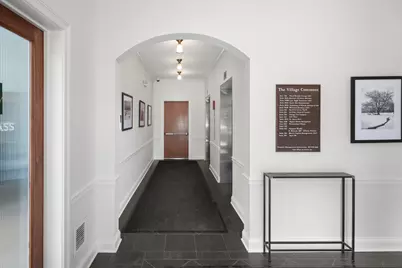 10 E Scranton Avenue #202B, Lake Bluff, IL 60044 - Photo 4