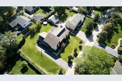 1431 Meadow Lane, Glenview, IL 60025 - Photo 2