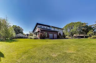 1431 Meadow Ln, Glenview, IL 60025 - Photo 34