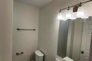 6321 S Eberhart Ave, Chicago, IL 60637 - Photo 22