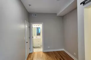 6321 S Eberhart Ave, Chicago, IL 60637 - Photo 18