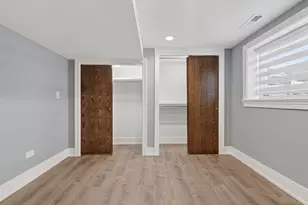 5321 S Nordica Ave, Chicago, IL 60638 - Photo 10