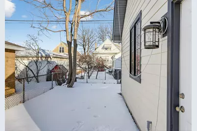 5321 S Nordica Avenue, Chicago, IL 60638 - Photo 8