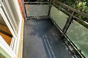 6433 N Damen Ave, Chicago, IL 60645 - Photo 14