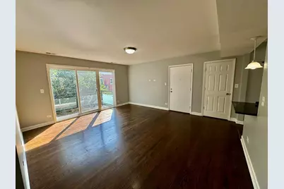 6433 N Damen Avenue #3E, Chicago, IL 60645 - Photo 2