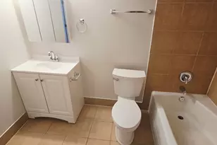 318 W Naperville Rd, Westmont, IL 60559 - Photo 18