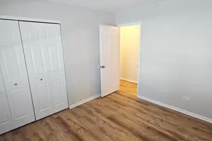 318 W Naperville Rd, Westmont, IL 60559 - Photo 16