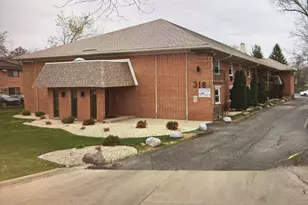 318 W Naperville Rd, Westmont, IL 60559 - Photo 1