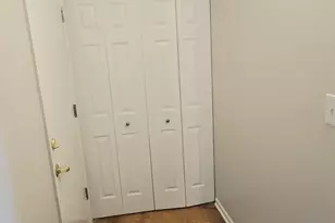 318 W Naperville Rd, Westmont, IL 60559 - Photo 4