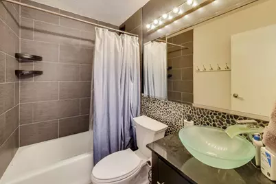 3150 N Sheridan Road #4B, Chicago, IL 60657 - Photo 16