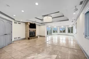 14 Ambriance Dr, Burr Ridge, IL 60527 - Photo 44