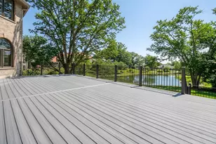 14 Ambriance Dr, Burr Ridge, IL 60527 - Photo 52