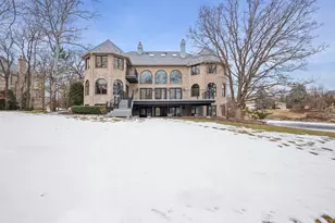 14 Ambriance Dr, Burr Ridge, IL 60527 - Photo 48