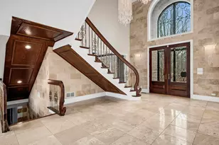 14 Ambriance Dr, Burr Ridge, IL 60527 - Photo 4