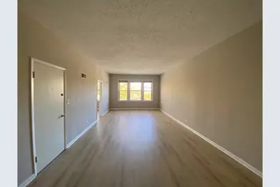 4530 N Lincoln Avenue #2, Chicago, IL 60625 - Photo 2