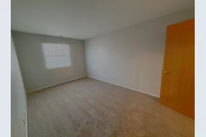 6 N Victoria Lane #D, Streamwood, IL 60107 - Photo 10