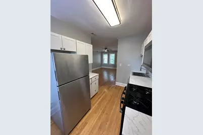 5745 W Wellington Avenue #1, Chicago, IL 60634 - Photo 6