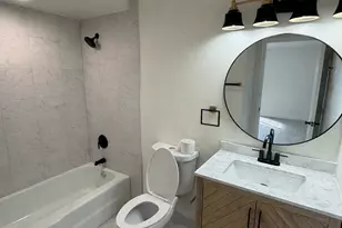 7441 Blackburn Ave, Downers Grove, IL 60516 - Photo 10