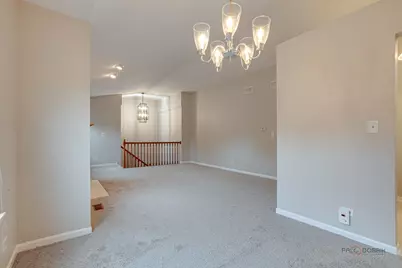 543 Grosse Pointe Circle, Vernon Hills, IL 60061 - Photo 8