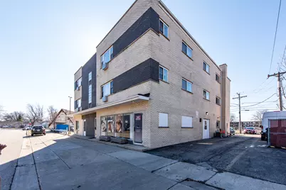 2052 Western Avenue, Waukegan, IL 60087 - Photo 4
