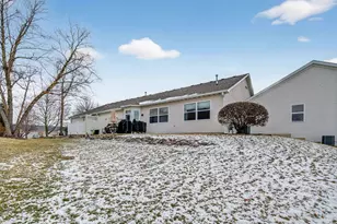 1596 W Ludington Circle, Romeoville, IL 60446 - Photo 28