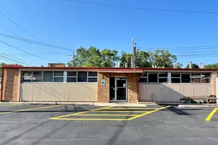 64 N Alfred Ave, Elgin, IL 60123 - Photo 1