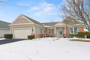 12234 Arlington Dr, Huntley, IL 60142 - Photo 2