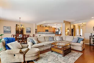 12234 Arlington Dr, Huntley, IL 60142 - Photo 6