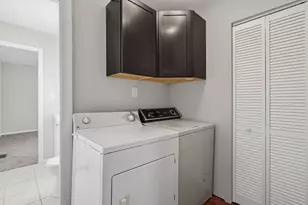 424 Kenyon Ave, Romeoville, IL 60446 - Photo 18