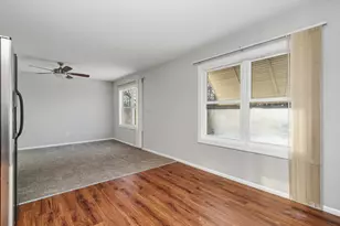 424 Kenyon Ave, Romeoville, IL 60446 - Photo 4