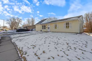 424 Kenyon Ave, Romeoville, IL 60446 - Photo 28