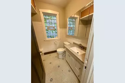 6327 N Oakley Avenue #1, Chicago, IL 60659 - Photo 8