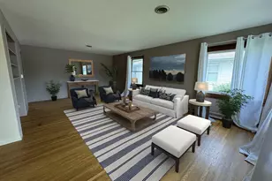 1807 Oakland Ave, Crest Hill, IL 60403 - Photo 4