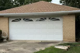 1807 Oakland Ave, Crest Hill, IL 60403 - Photo 22