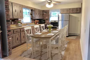 1807 Oakland Ave, Crest Hill, IL 60403 - Photo 8