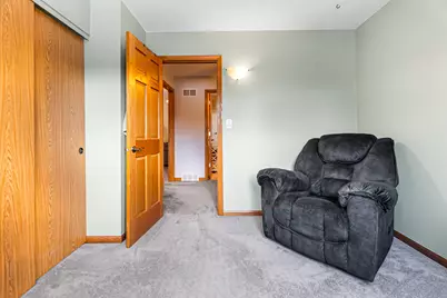 325 Hillandale Drive, Round Lake, IL 60073 - Photo 14