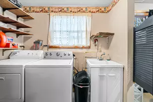 325 Hillandale Dr, Round Lake, IL 60073 - Photo 20