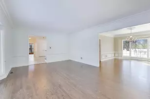 931 Coventry Dr, Lake Forest, IL 60045 - Photo 18